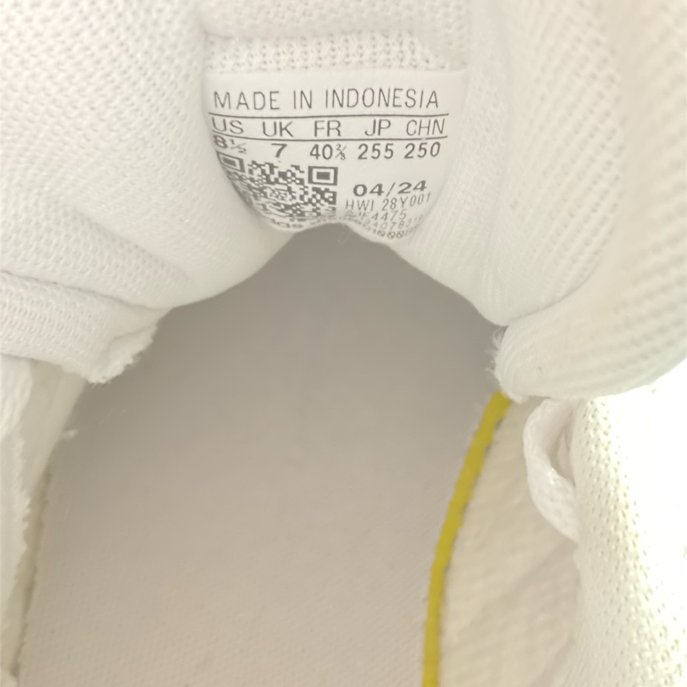 adidas White Sneakers with Light Gray Stripes and Suede Accents - Picture 5 of 5